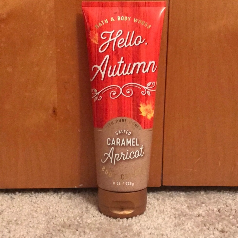 Bath and body works apricot bundle